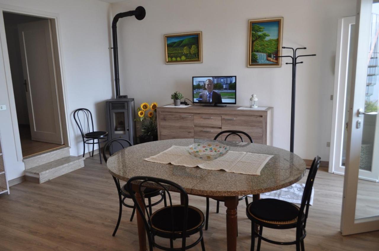 Holiday Home Near Monte Baldo In Tremosine Sul Garda Luaran gambar