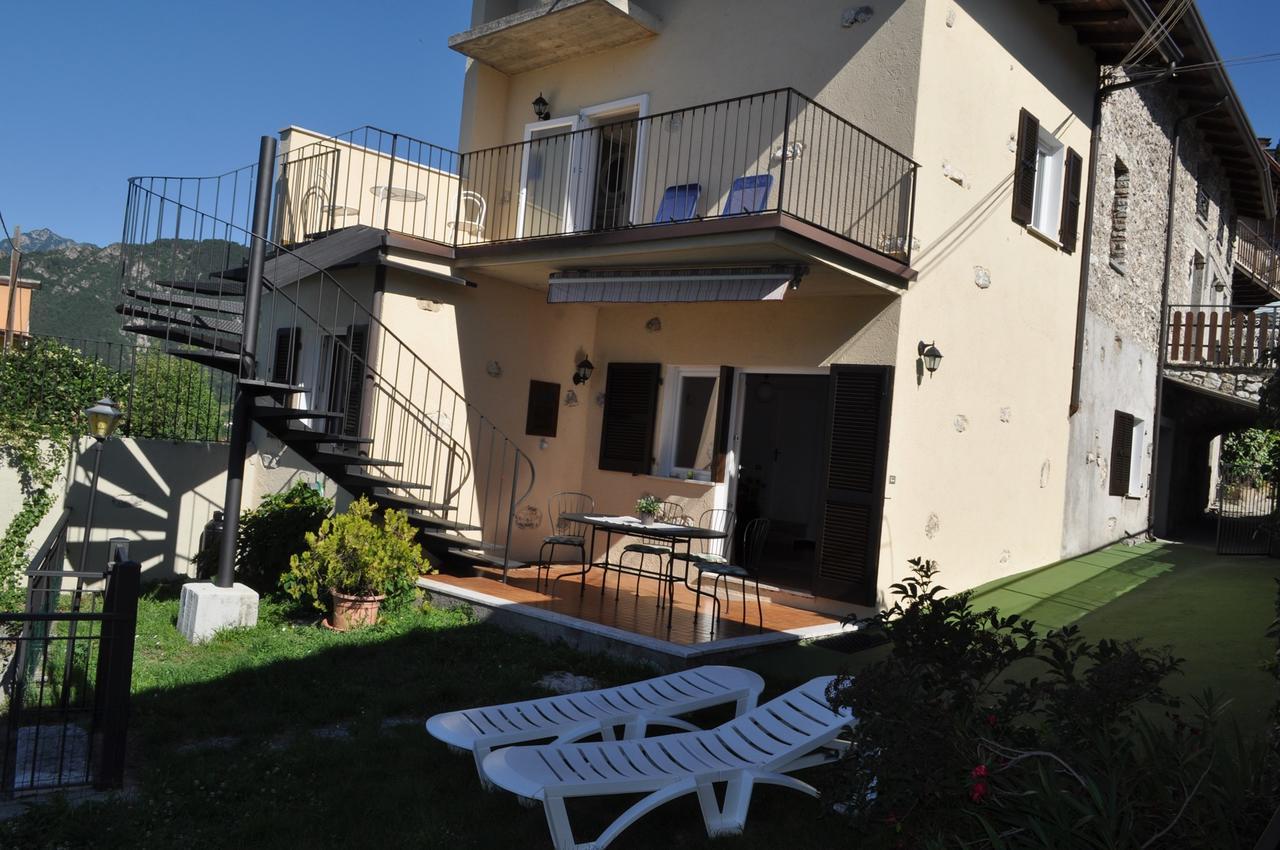 Holiday Home Near Monte Baldo In Tremosine Sul Garda Luaran gambar