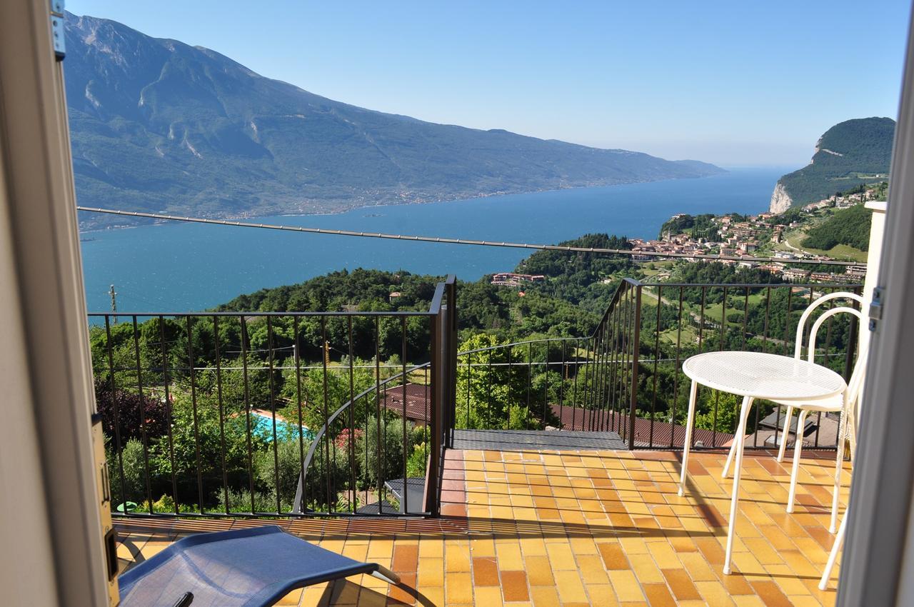 Holiday Home Near Monte Baldo In Tremosine Sul Garda Luaran gambar