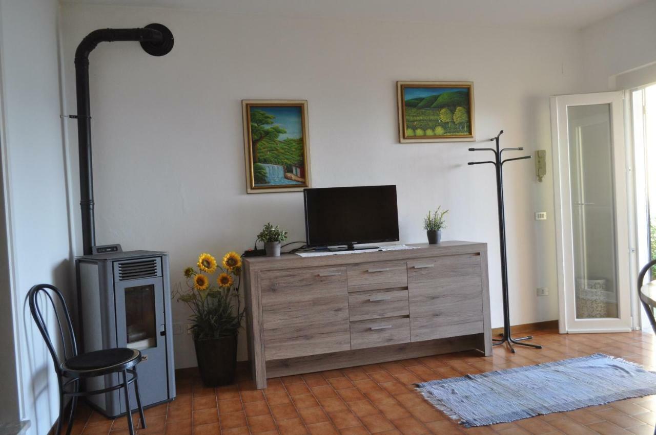 Holiday Home Near Monte Baldo In Tremosine Sul Garda Luaran gambar