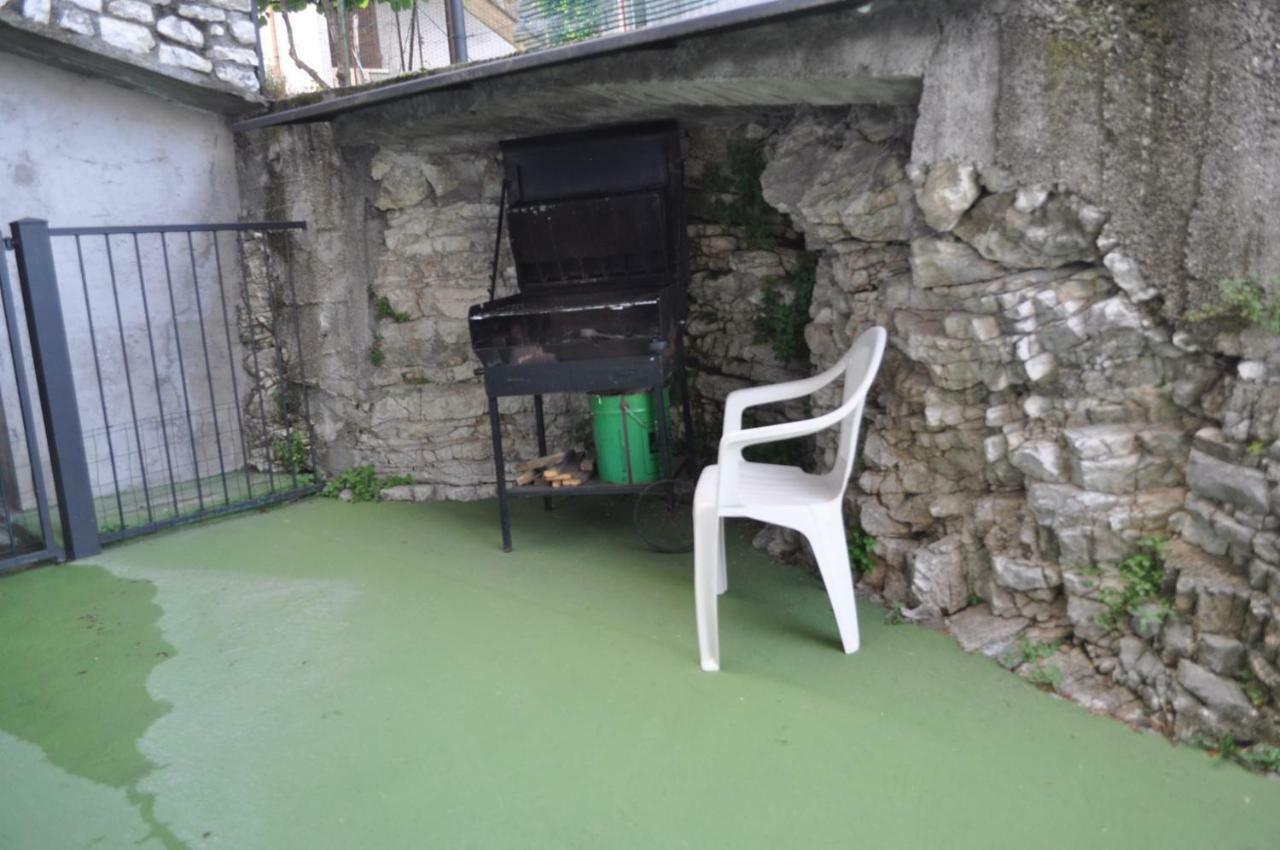 Holiday Home Near Monte Baldo In Tremosine Sul Garda Luaran gambar